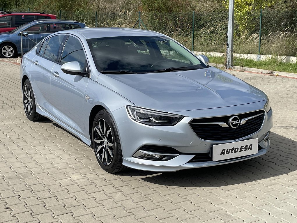 Opel Insignia 2.0CDTi Innovation