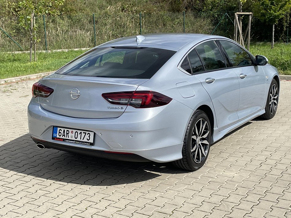 Opel Insignia 2.0CDTi Innovation
