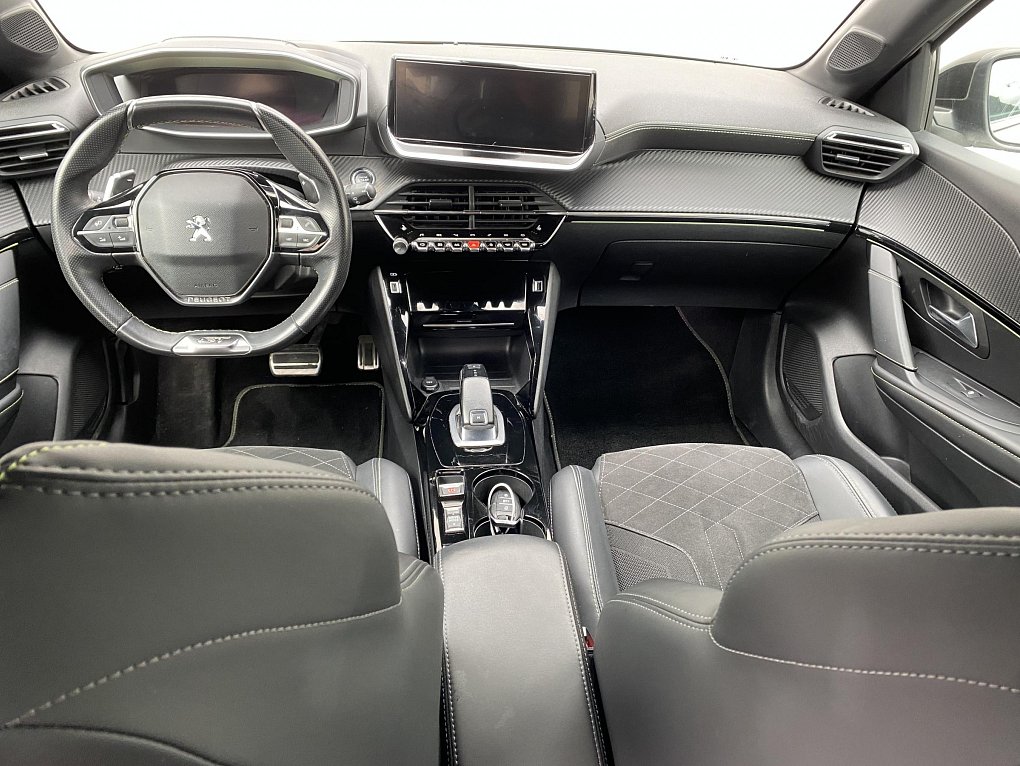 Peugeot 208 1.2PT GT