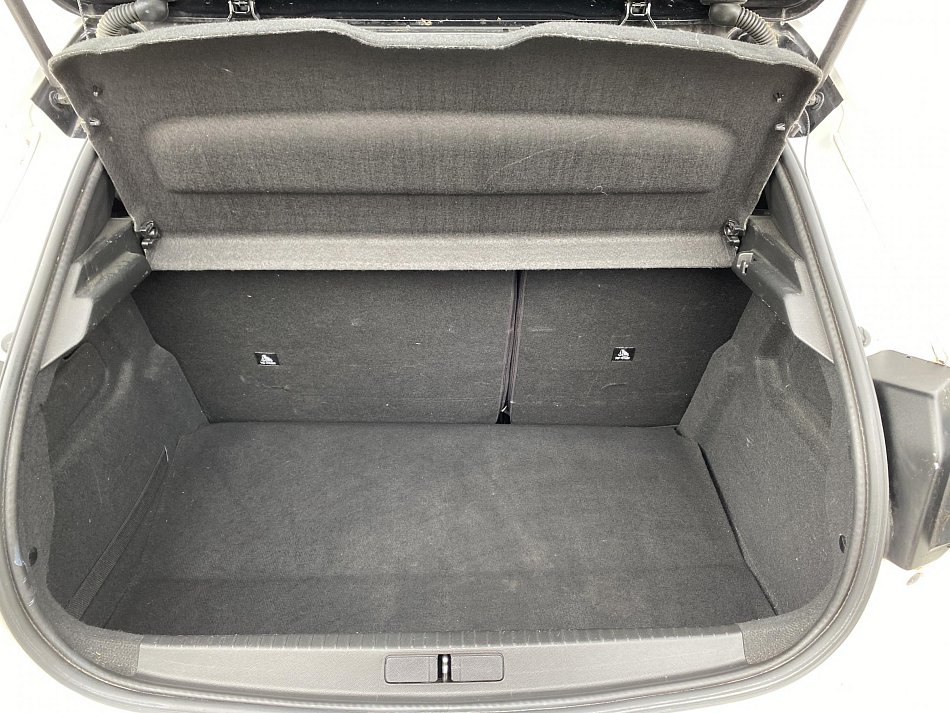 Peugeot 208 1.2PT GT