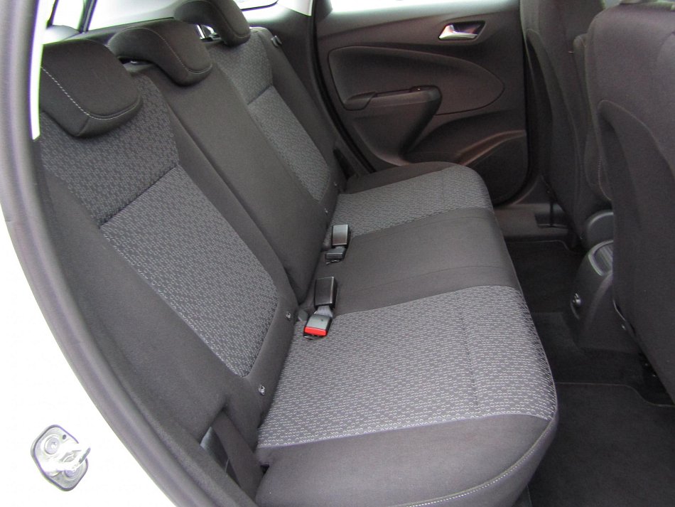 Opel Crossland X 1.2 i Edition