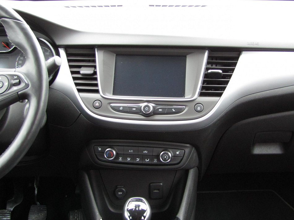 Opel Crossland X 1.2 i Edition