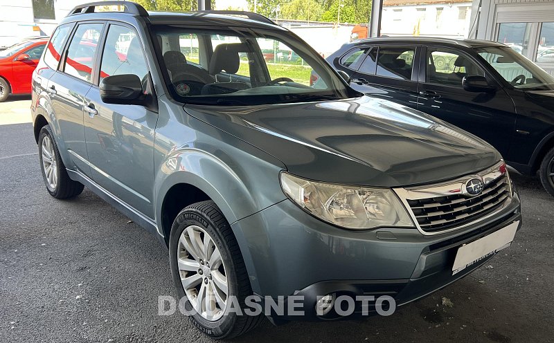Subaru Forester 2.0i  4x4