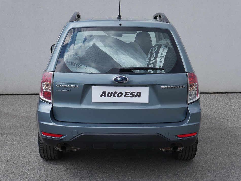 Subaru Forester 2.0i  4x4