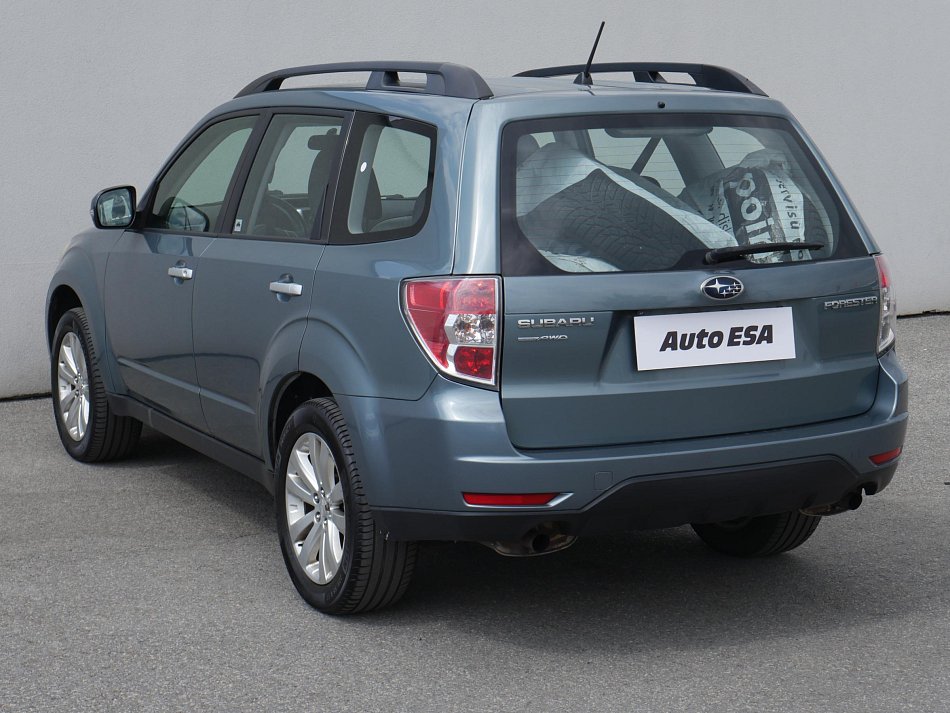 Subaru Forester 2.0i  4x4