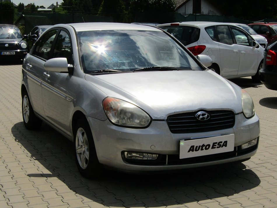 Hyundai Accent 1.4i 