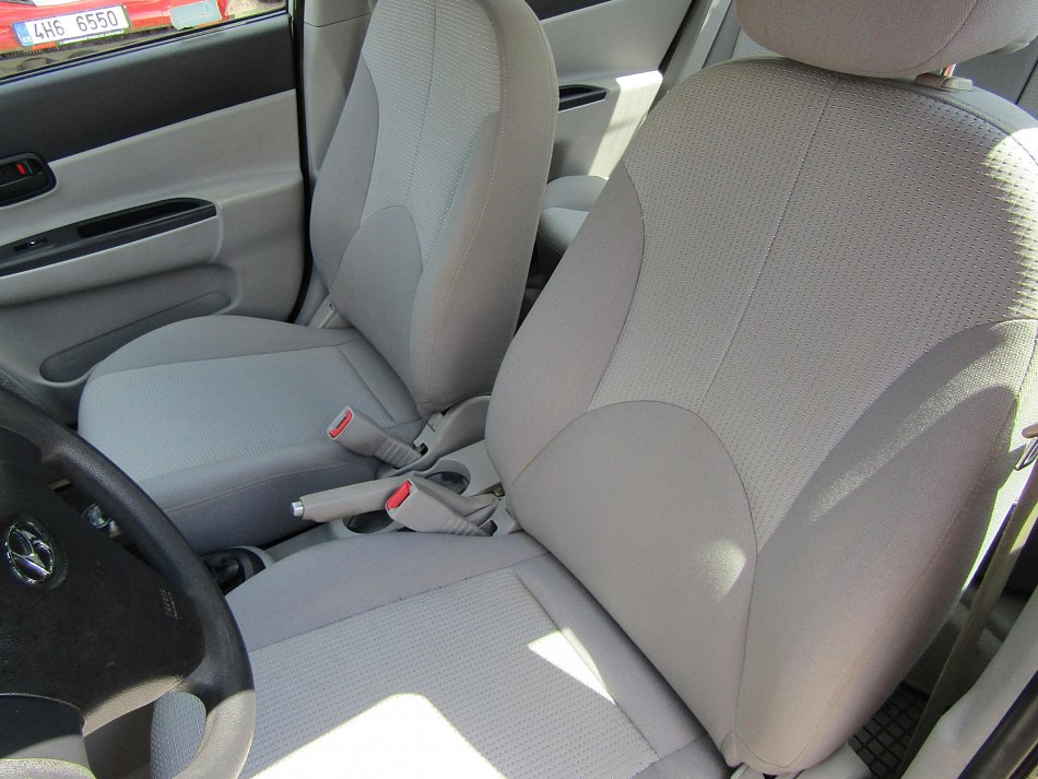 Hyundai Accent 1.4i 