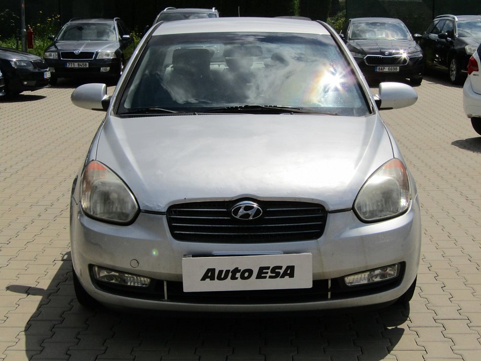 Hyundai Accent 1.4i 