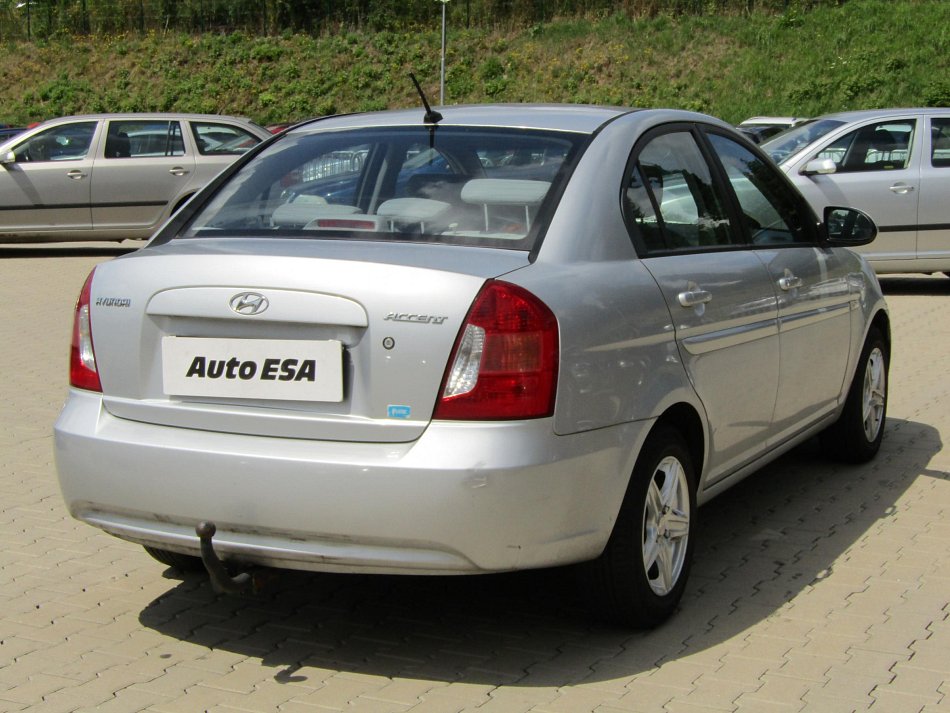 Hyundai Accent 1.4i 