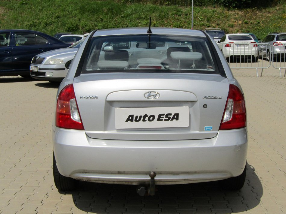 Hyundai Accent 1.4i 