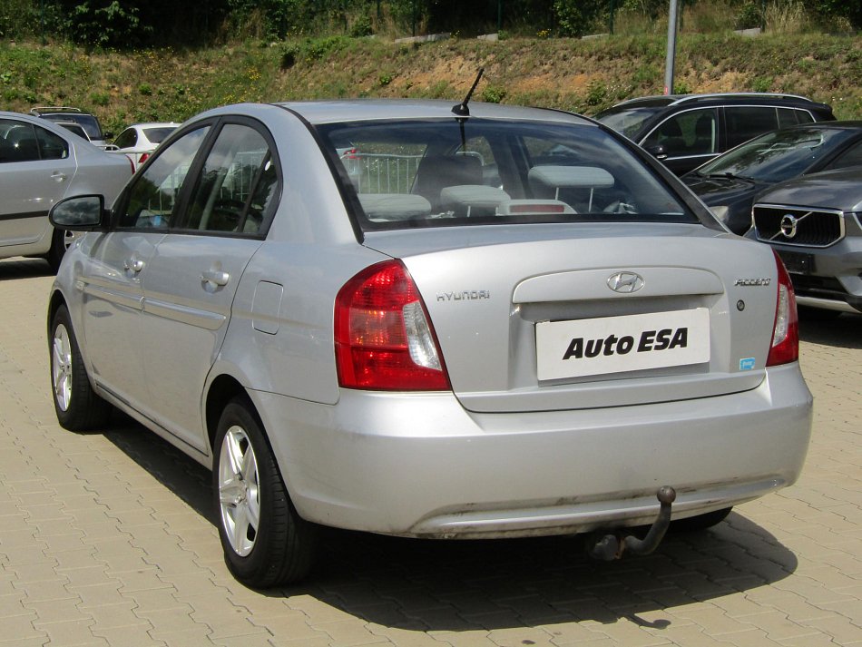 Hyundai Accent 1.4i 