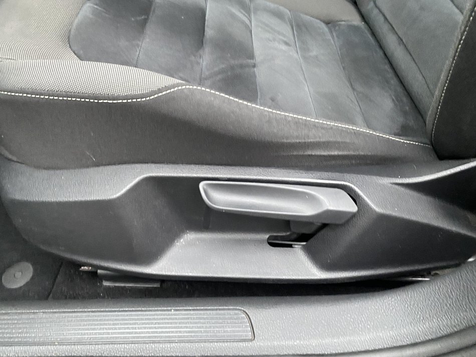 Volkswagen Golf 1.4 TSi Highline