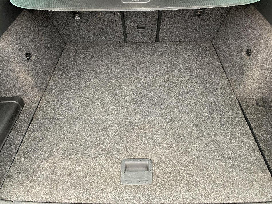 Škoda Octavia III 2.0TDi  4x4