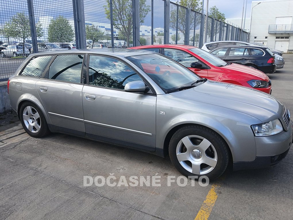 Audi A4 2.0 i 