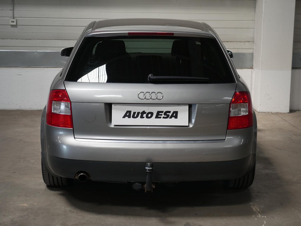 Audi A4 2.0 i 