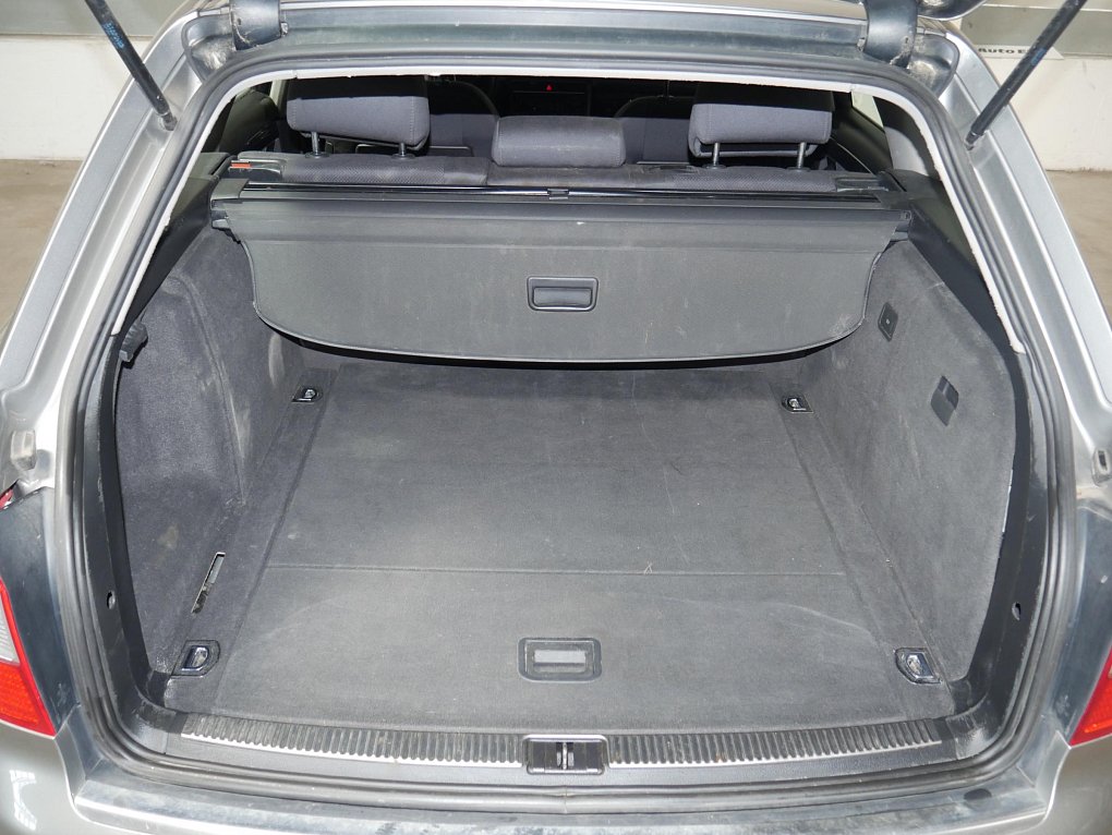Audi A4 2.0 i 