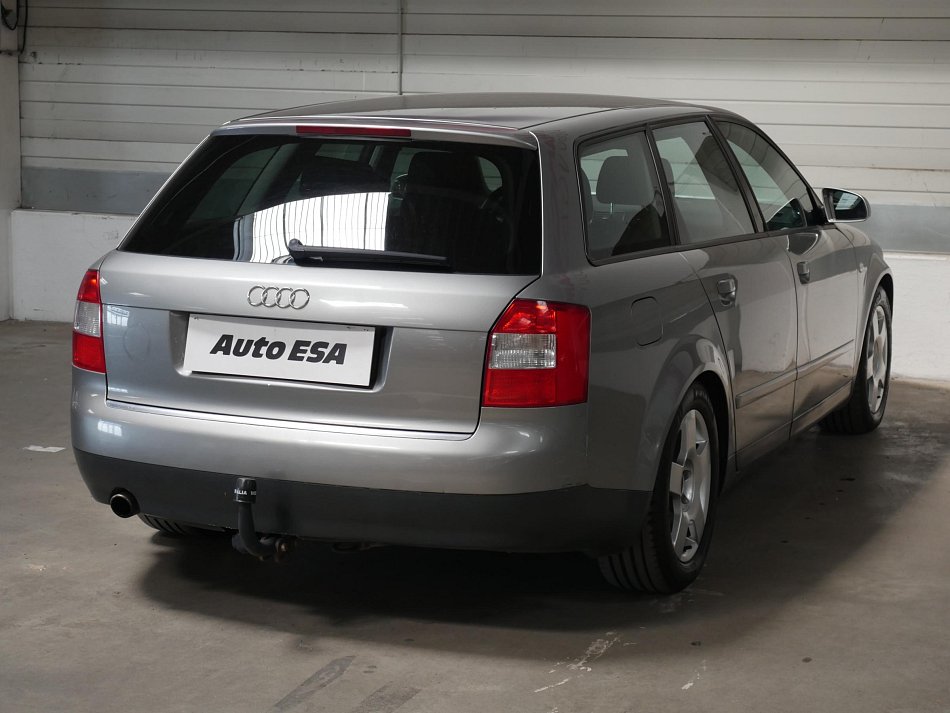 Audi A4 2.0 i 