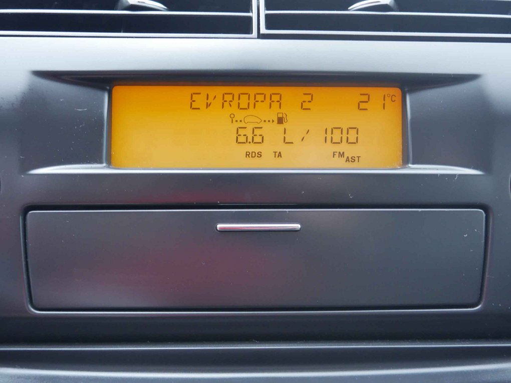 Citroën C4 1.4 16V 