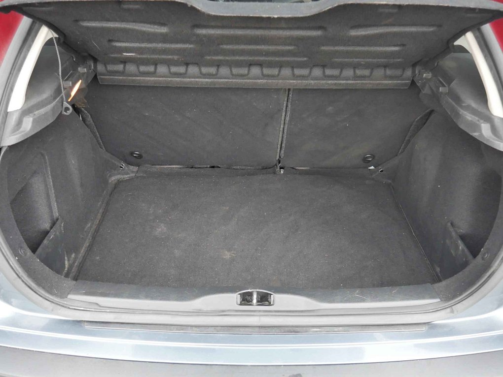 Citroën C4 1.4 16V 