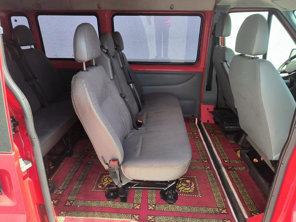 Ford Transit 2.2TDCi  L1H2 8míst
