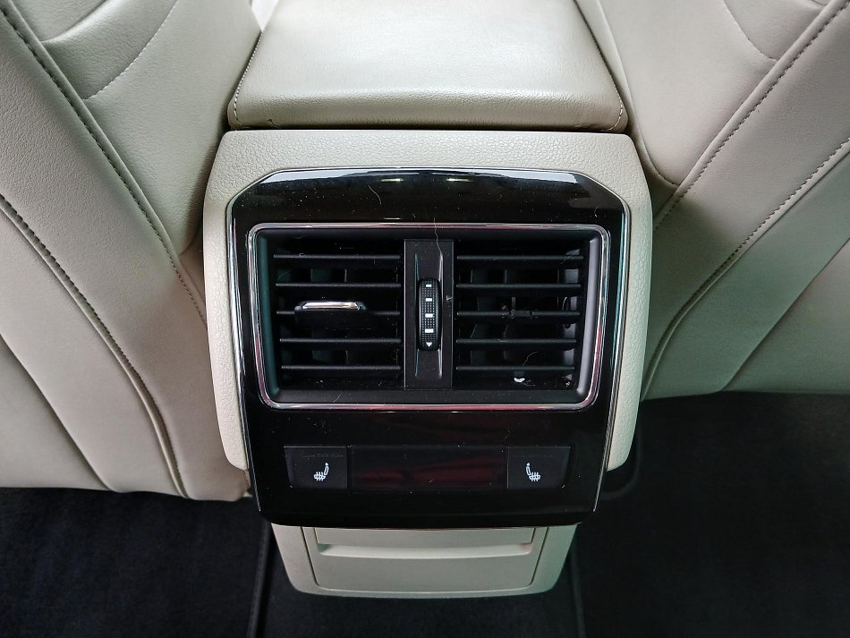 Škoda Superb III 2.0 TDi Style 4X4
