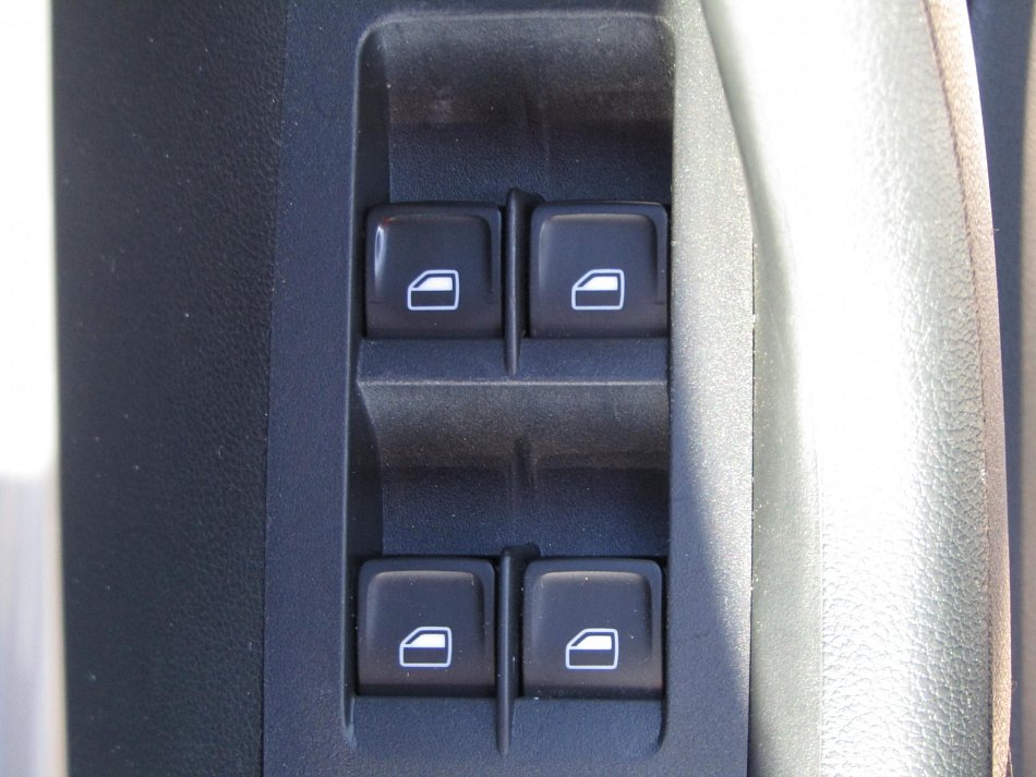 Škoda Octavia III 1.8TSi Elegance