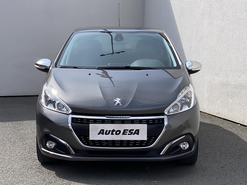 Peugeot 208 1.2 PT Signature