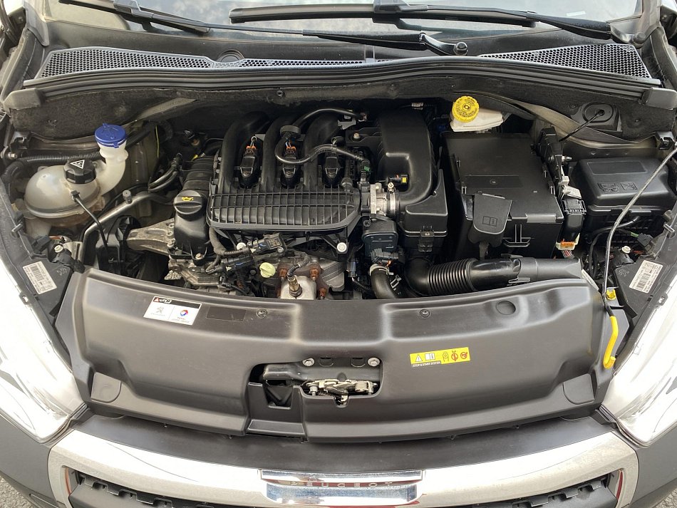 Peugeot 208 1.2 PT Signature