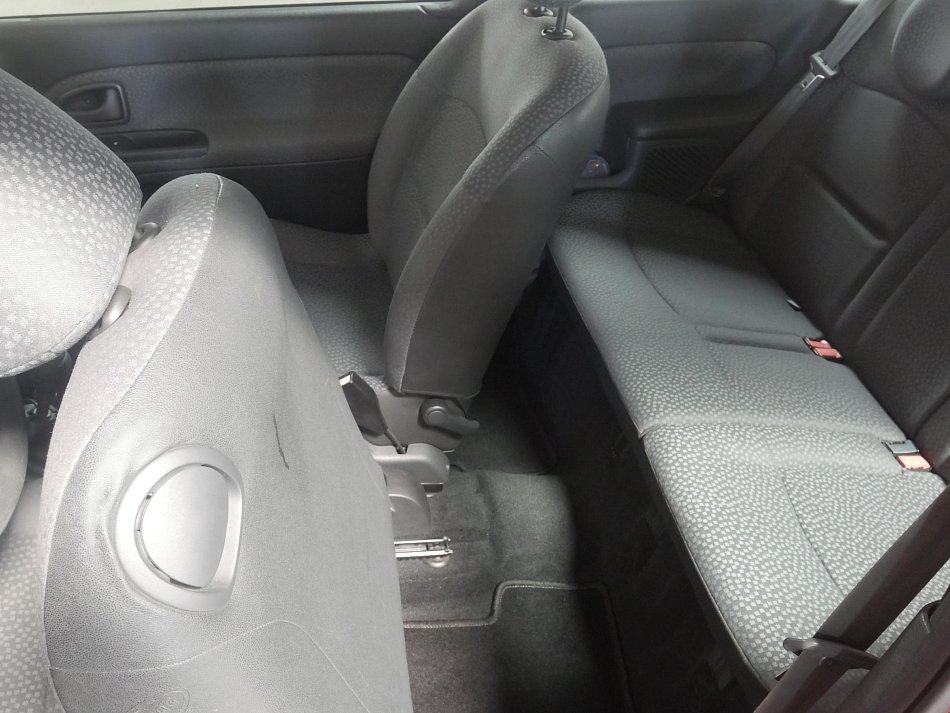 Renault Clio 1.2i 