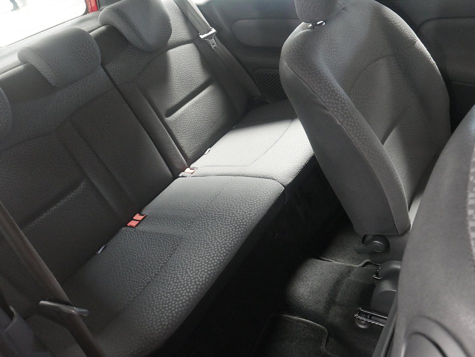Renault Clio 1.2i 