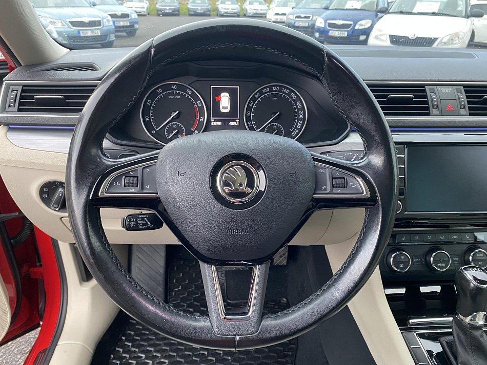 Škoda Superb III 2.0i 