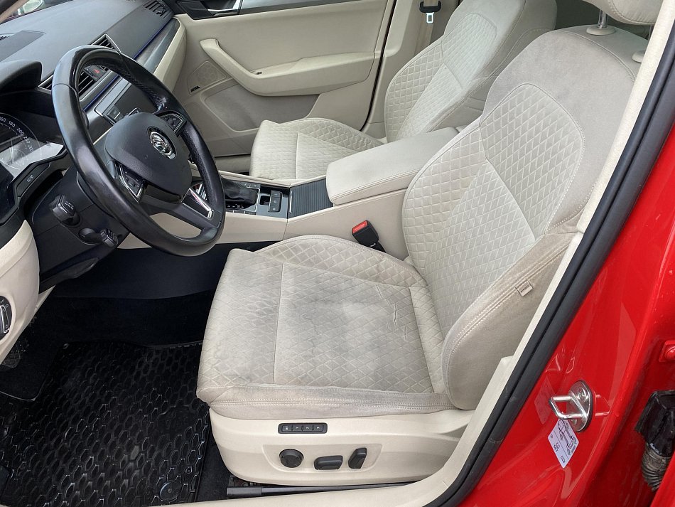 Škoda Superb III 2.0i 