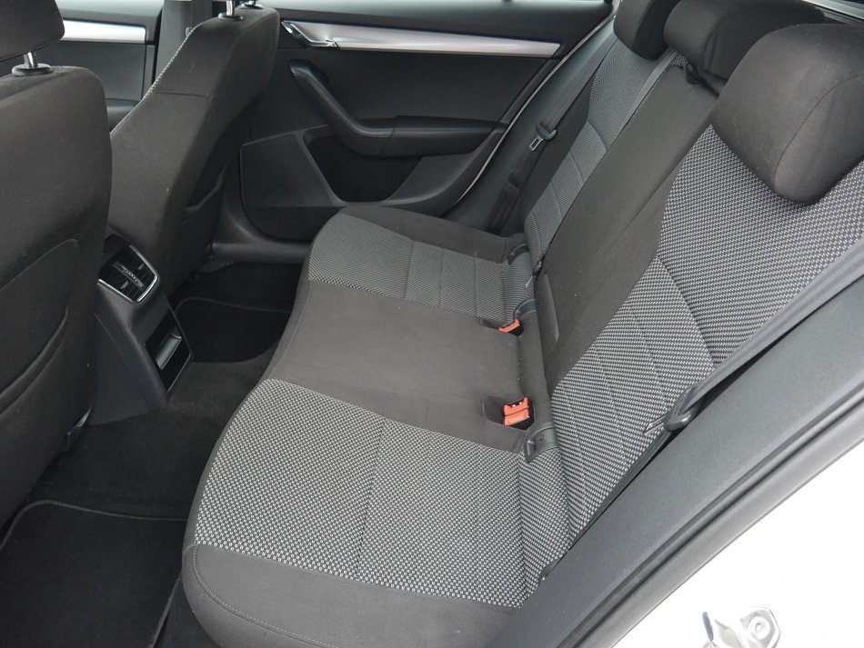Škoda Octavia III 2.0TDi 