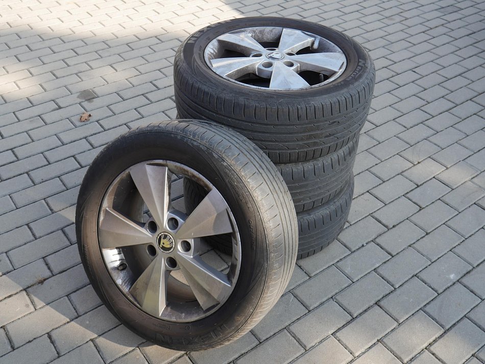 Škoda Octavia III 2.0 TDi Elegance