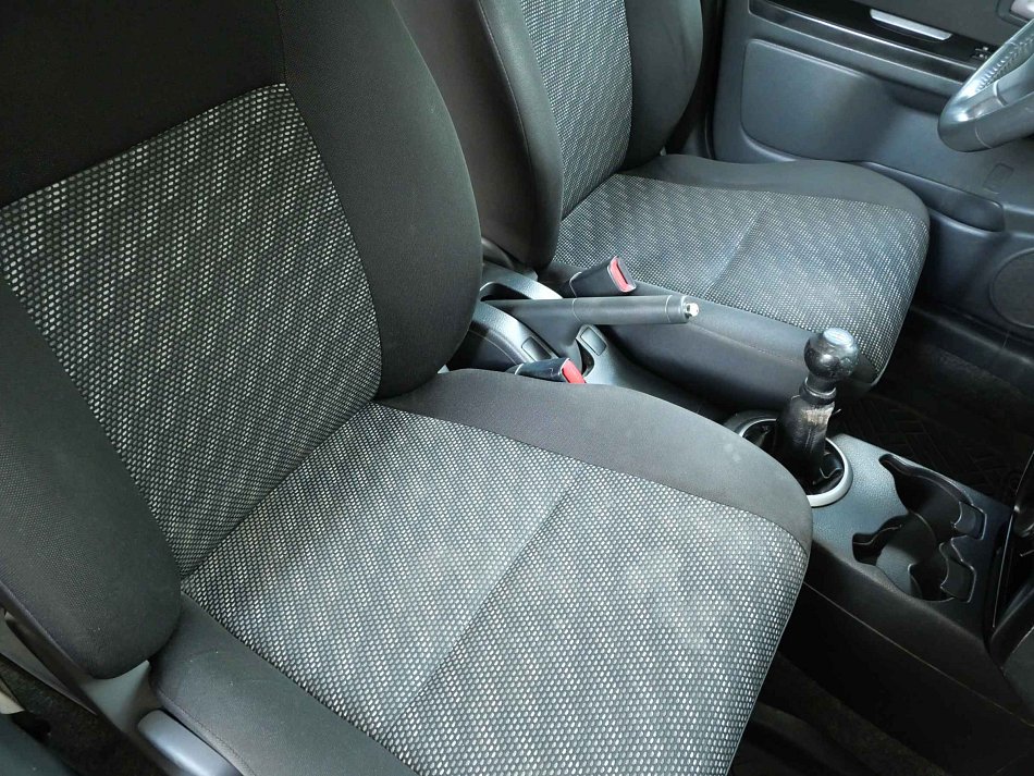 Suzuki SX4 1.6i 