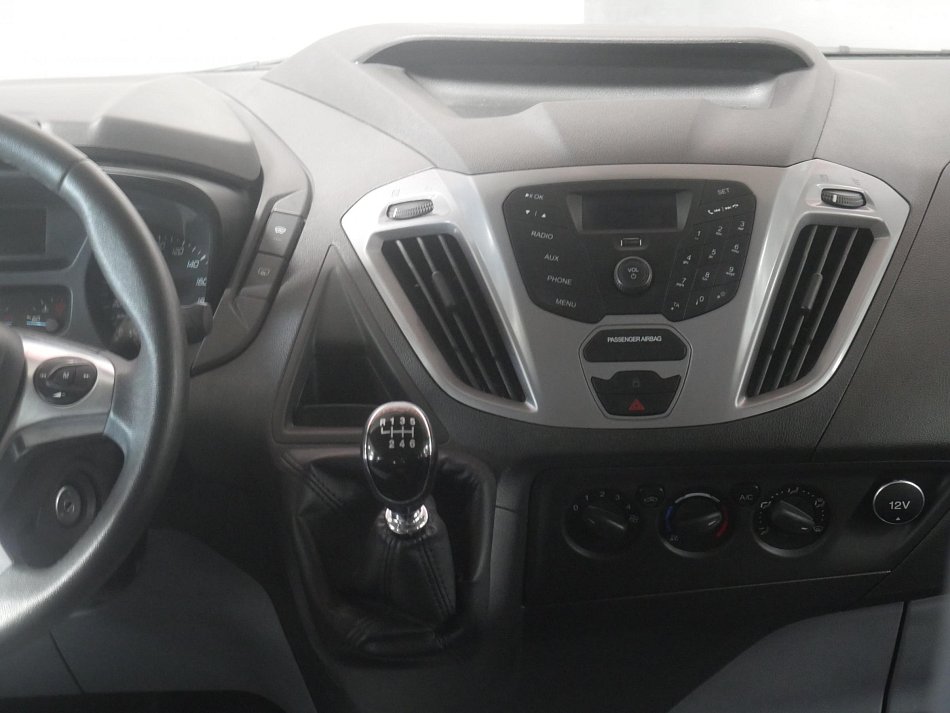 Ford Transit Custom 2.2TDCi Trend L2H2 6míst