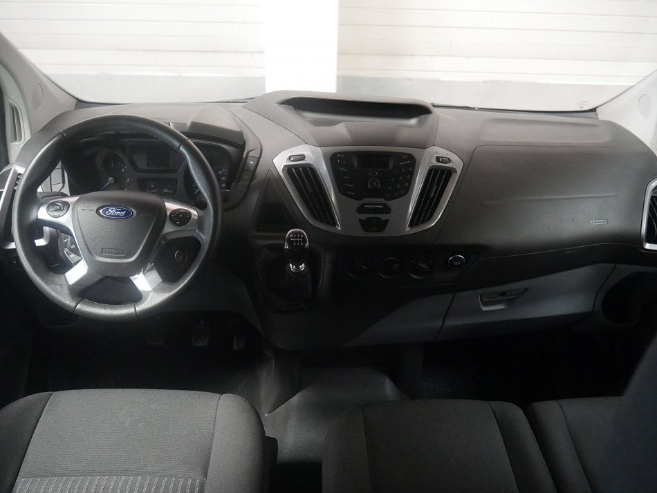 Ford Transit Custom 2.2TDCi Trend L2H2 6míst