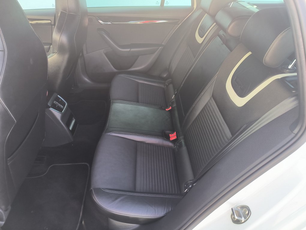 Škoda Octavia III 2.0TDi  RS