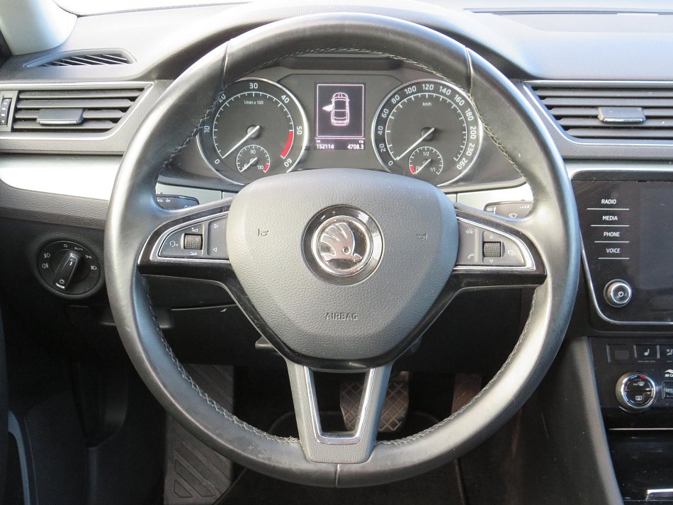 Škoda Superb III 2.0TDi Ambition
