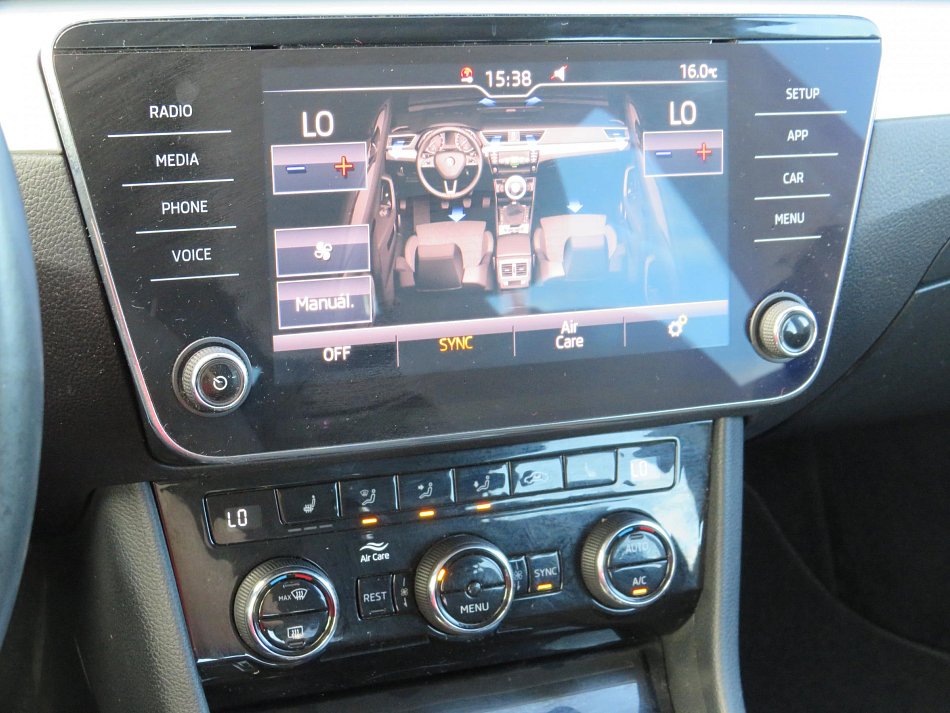 Škoda Superb III 2.0TDi Ambition