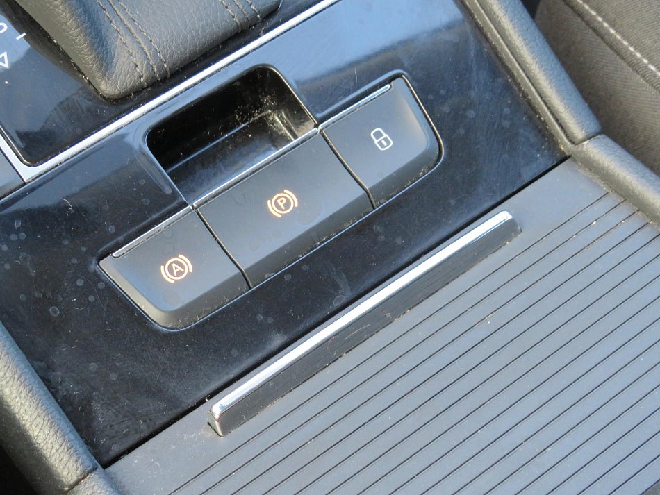 Škoda Superb III 2.0TDi Ambition