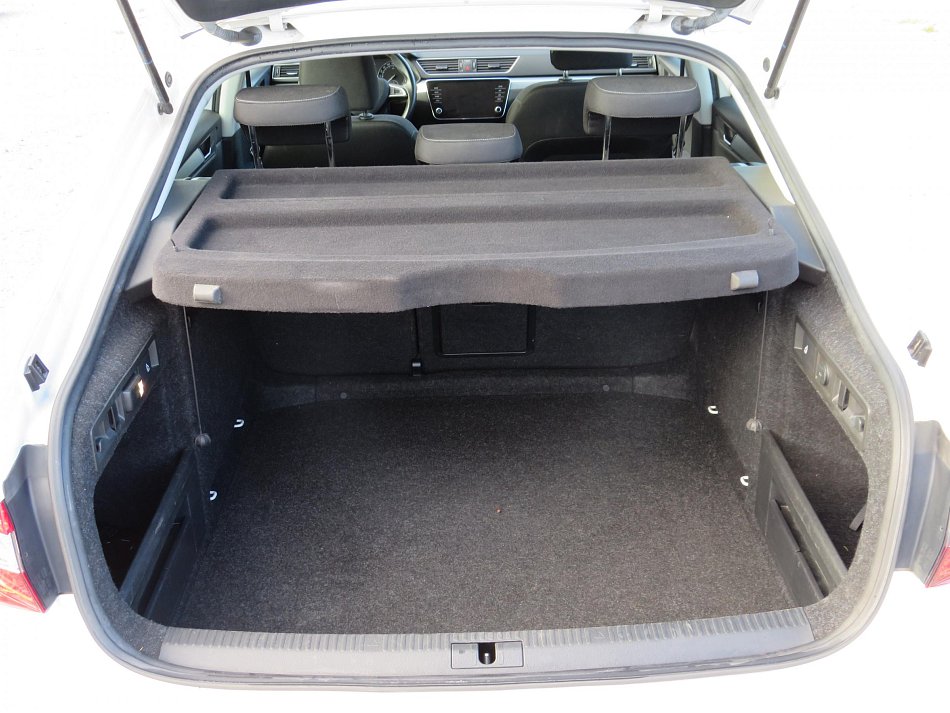 Škoda Superb III 2.0TDi Ambition