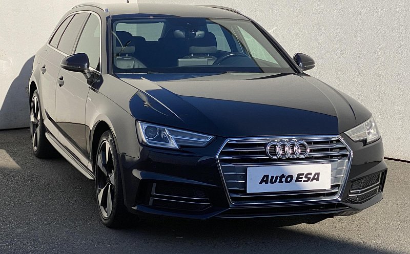 Audi A4 2.0 TDi S-line