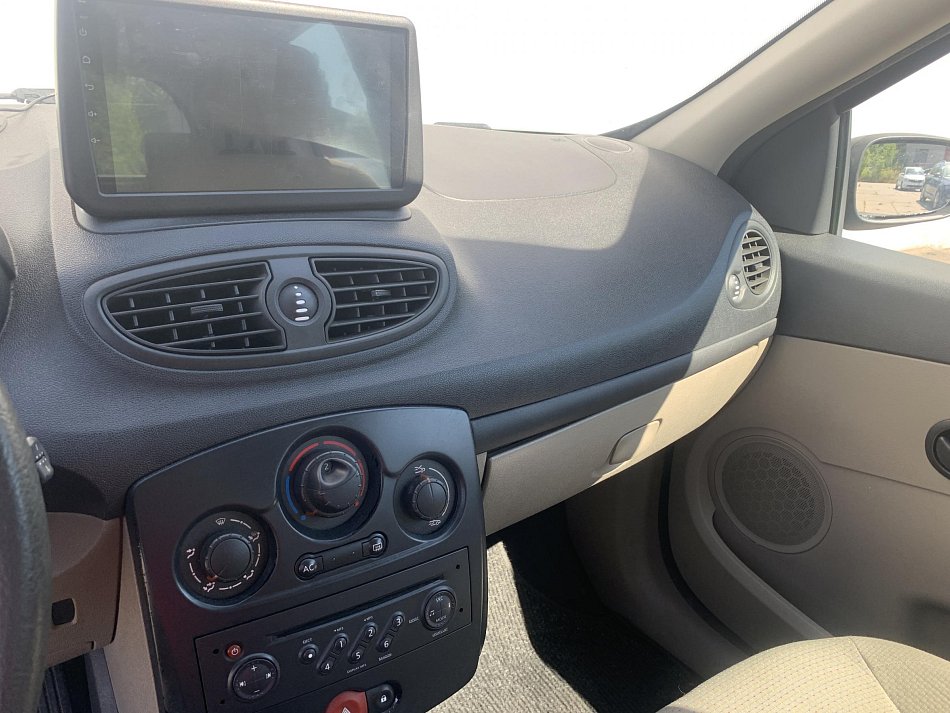 Renault Clio 1.4i 