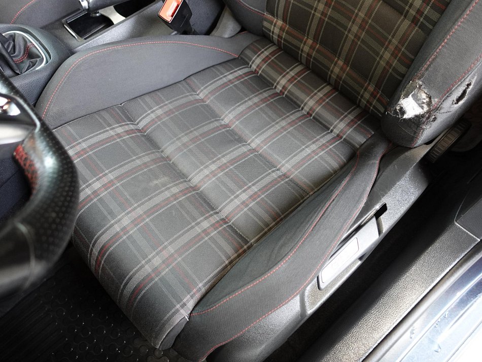 Volkswagen Golf 2.0 TSI GTi