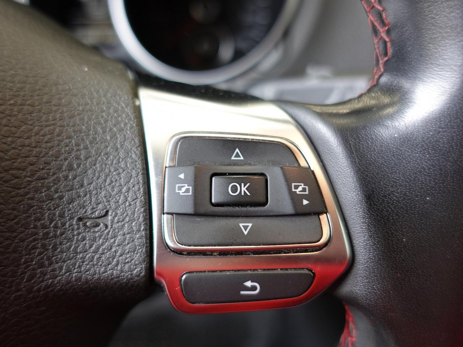 Volkswagen Golf 2.0 TSI GTi