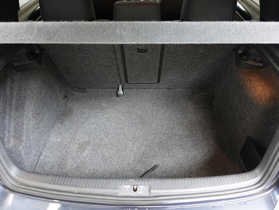 Volkswagen Golf 2.0 TSI GTi