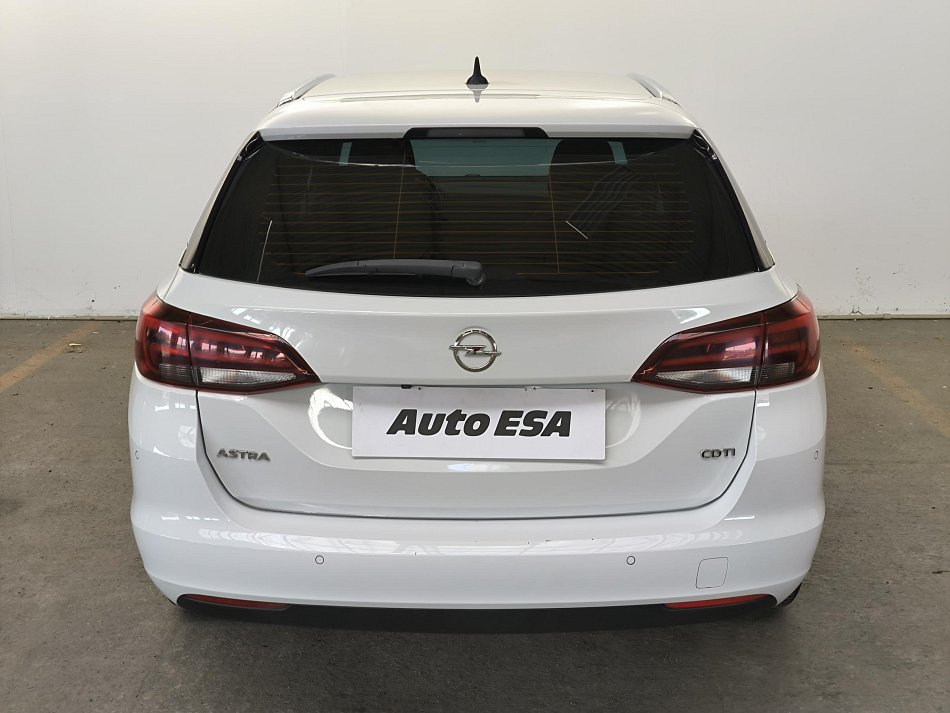 Opel Astra 1.6CDTi 