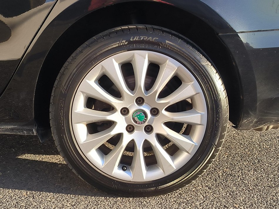 Škoda Superb II 2.0 TDi Exclusive 4x4