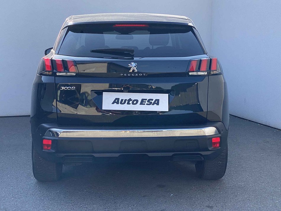 Peugeot 3008 1.2PT Allure
